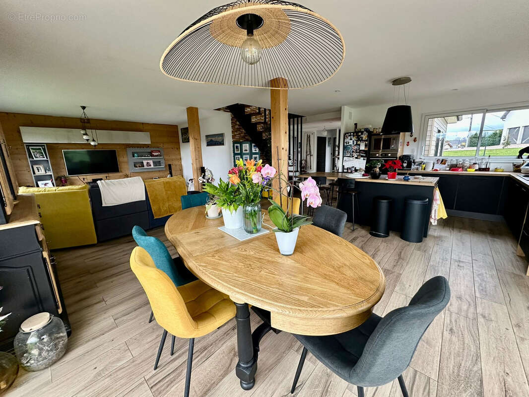 Maison à LUXEUIL-LES-BAINS