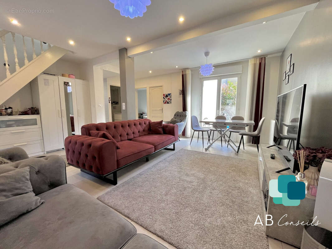 Maison à LE PETIT-QUEVILLY