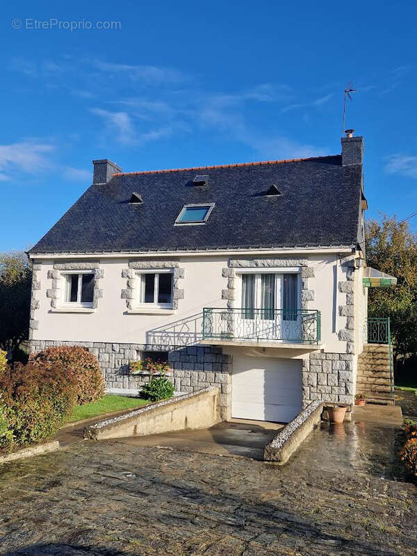 Maison à CAMORS