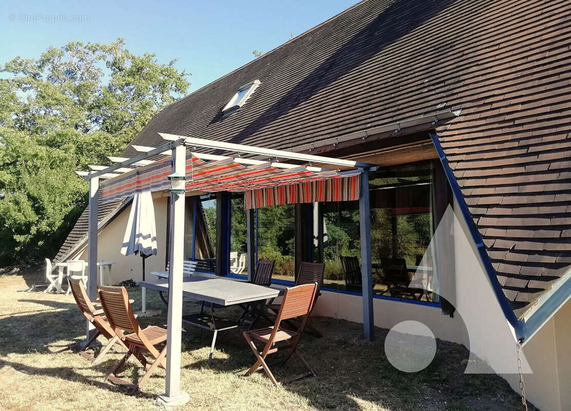 Maison à LES EYZIES-DE-TAYAC-SIREUIL