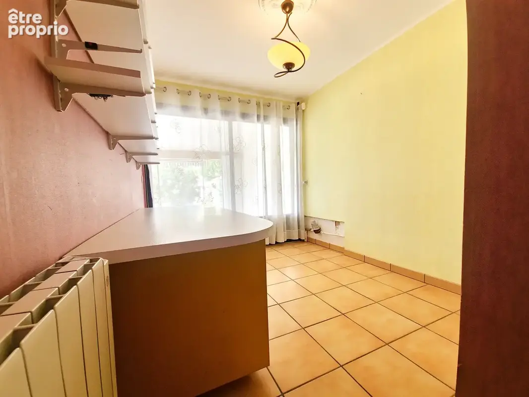 Maison familiale avec jardin plain pied- plein sud   108 m2   Pierrelatte - photo 9