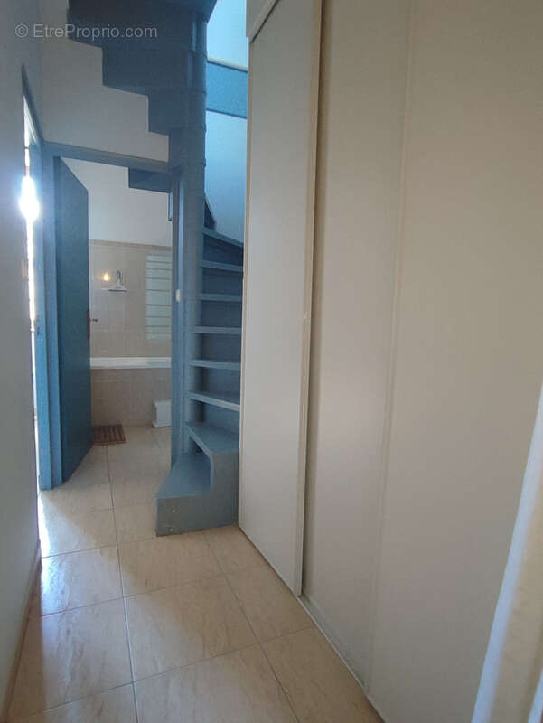 Appartement à LA REDORTE