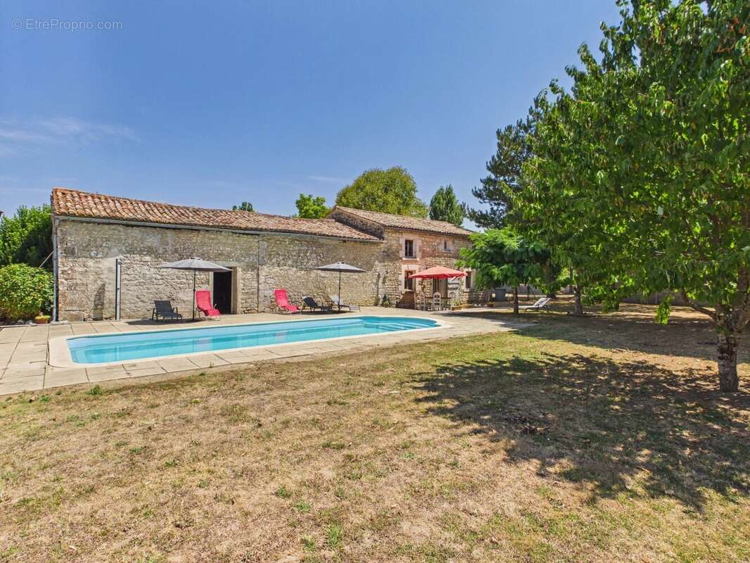 Magnifique Manoir avec 2 Maisons d'amis & 2 Piscines - photo 33
