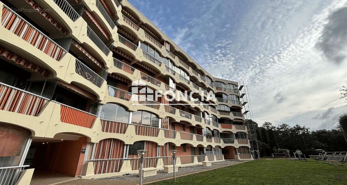 Appartement à MANDELIEU-LA-NAPOULE