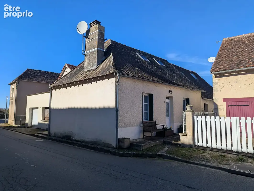 Belle maison de village ensoleillée de trois chambres située à Lignac (Indre) - photo 4