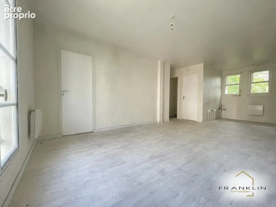 Tremblay-en-France, Quartier du 'Vert-Galant' - Pavillon indépendant sur un sous-sol total - photo 2