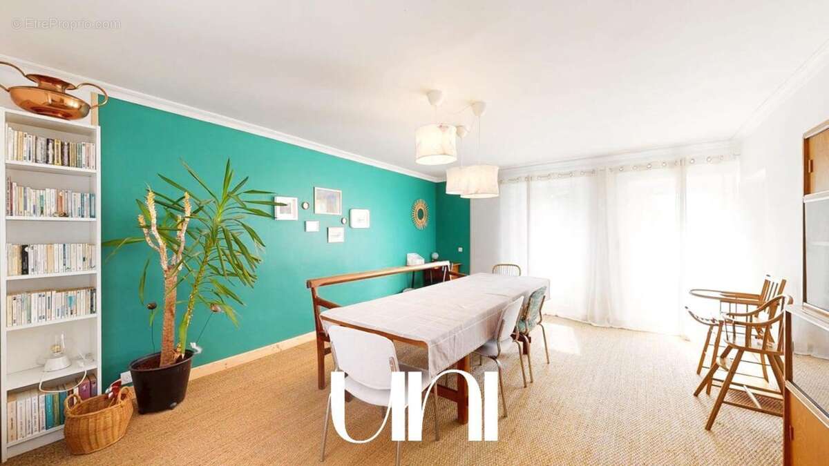 Maison à MEZIDON-CANON