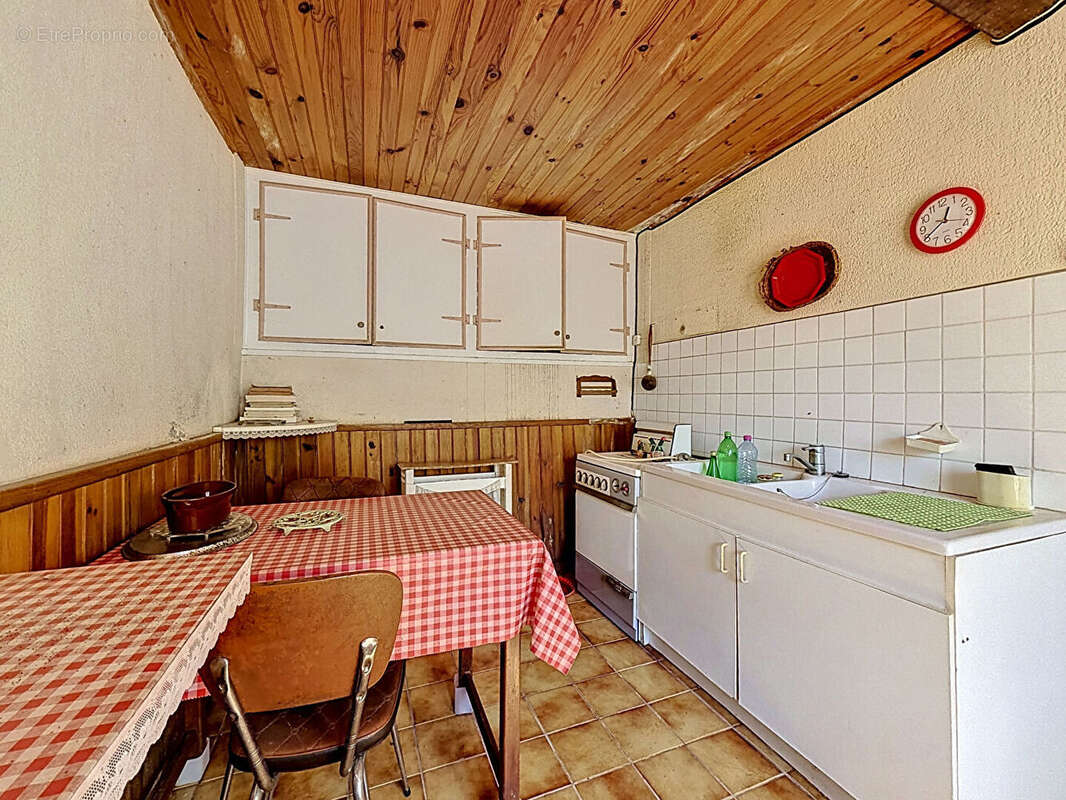 Maison à PIERRE-BUFFIERE