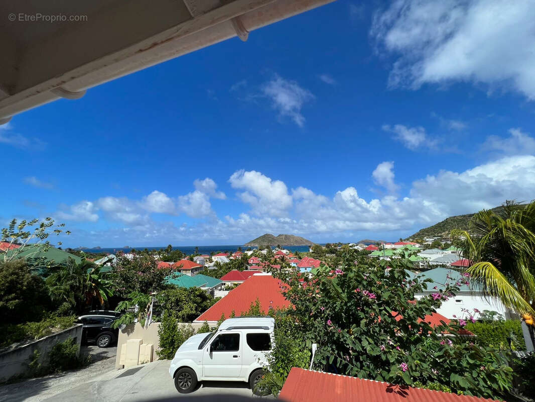 Maison à CAPESTERRE-BELLE-EAU