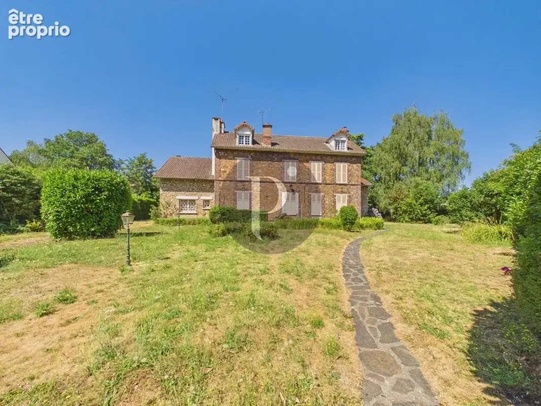 91430 – VAUHALLAN – Propriété 9 pièces – Réception 100 m² – Terrain paysagé 2016 m² - photo 1