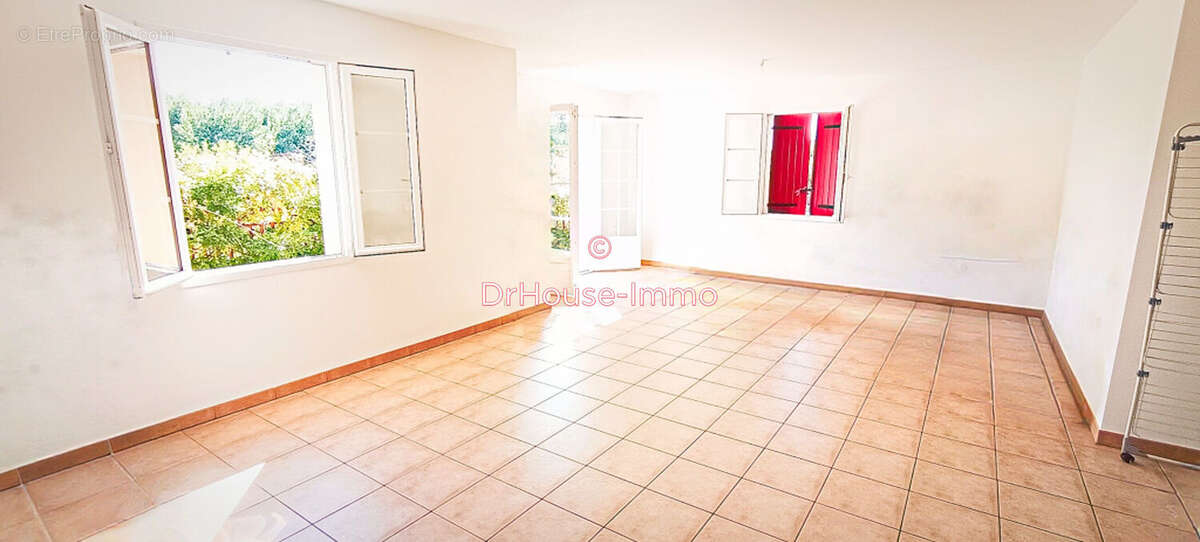 Maison à PAS-DE-JEU