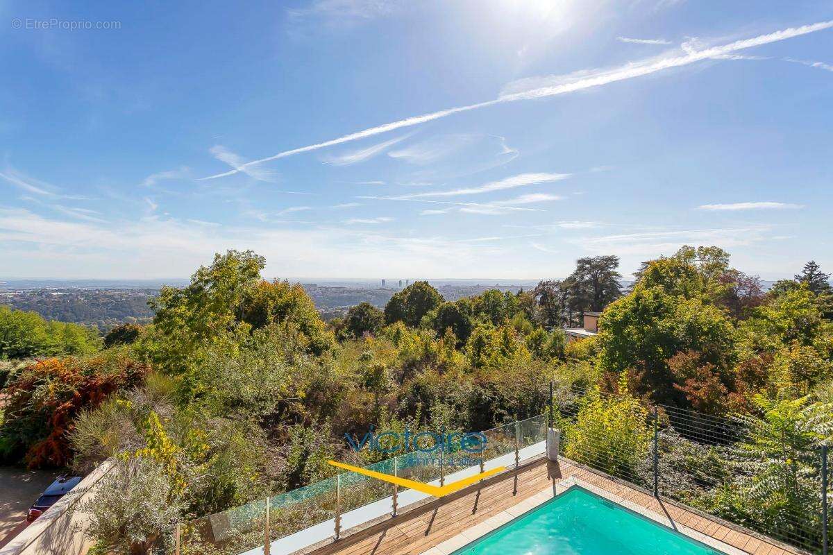 Maison à SAINT-CYR-AU-MONT-D&#039;OR