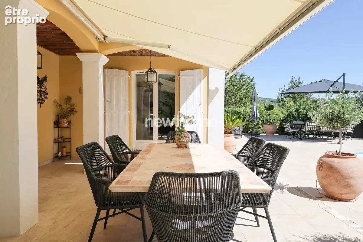 Coup de cœur – Belle villa néo-provençale à pied du village - photo 4