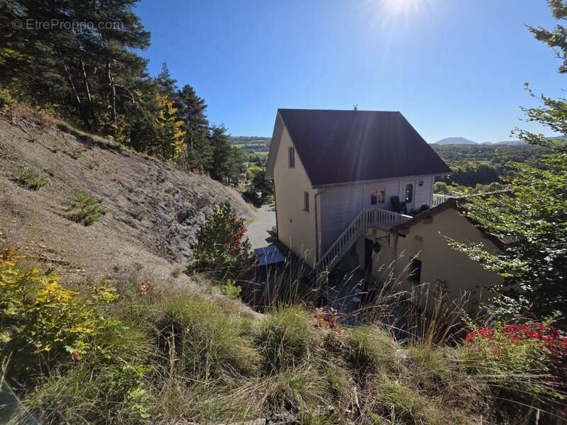 Maison à SAINT-BONNET-EN-CHAMPSAUR