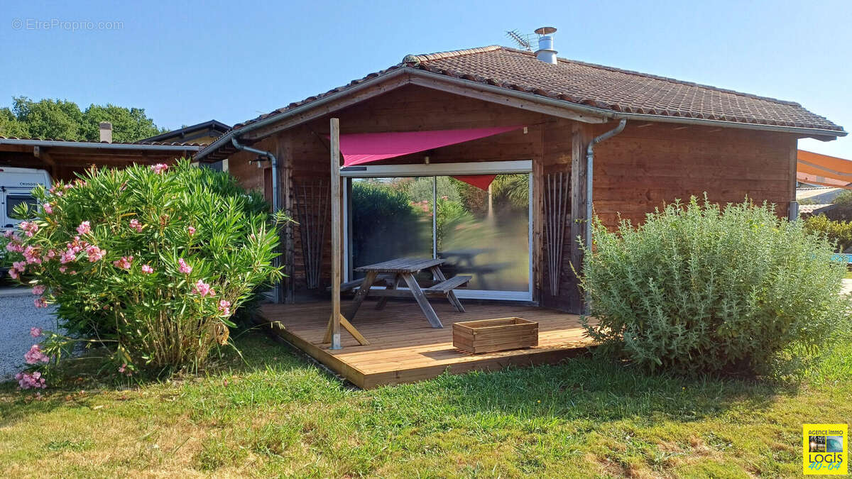 Maison à PORT-DE-LANNE