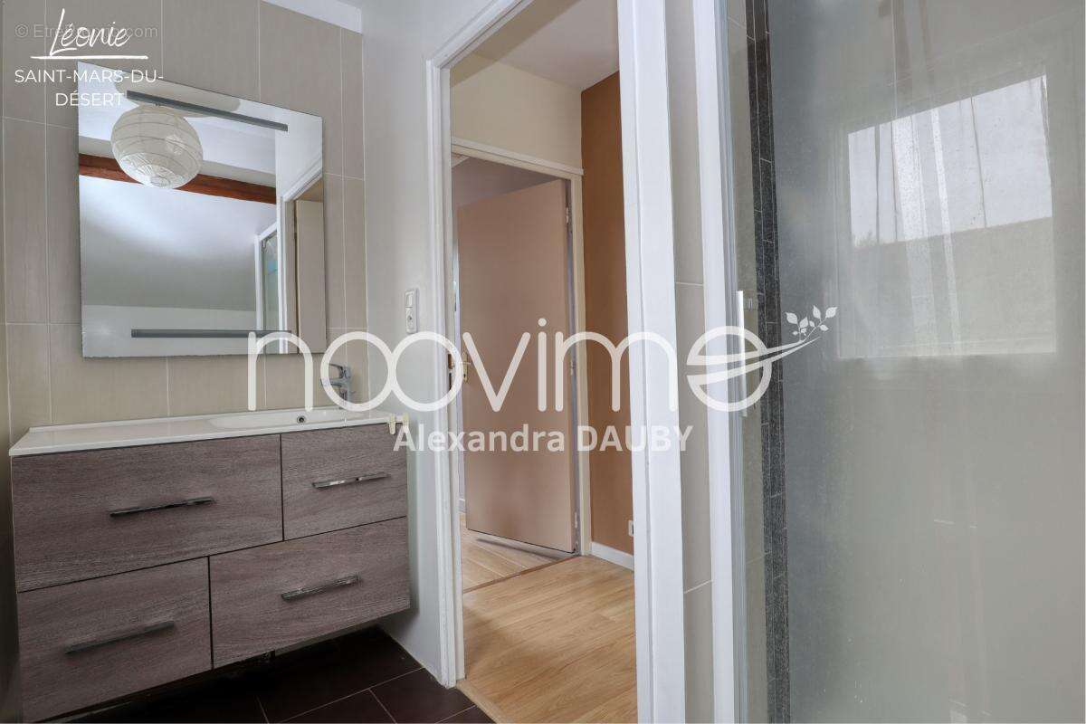 Maison à SAINT-MARS-DU-DESERT