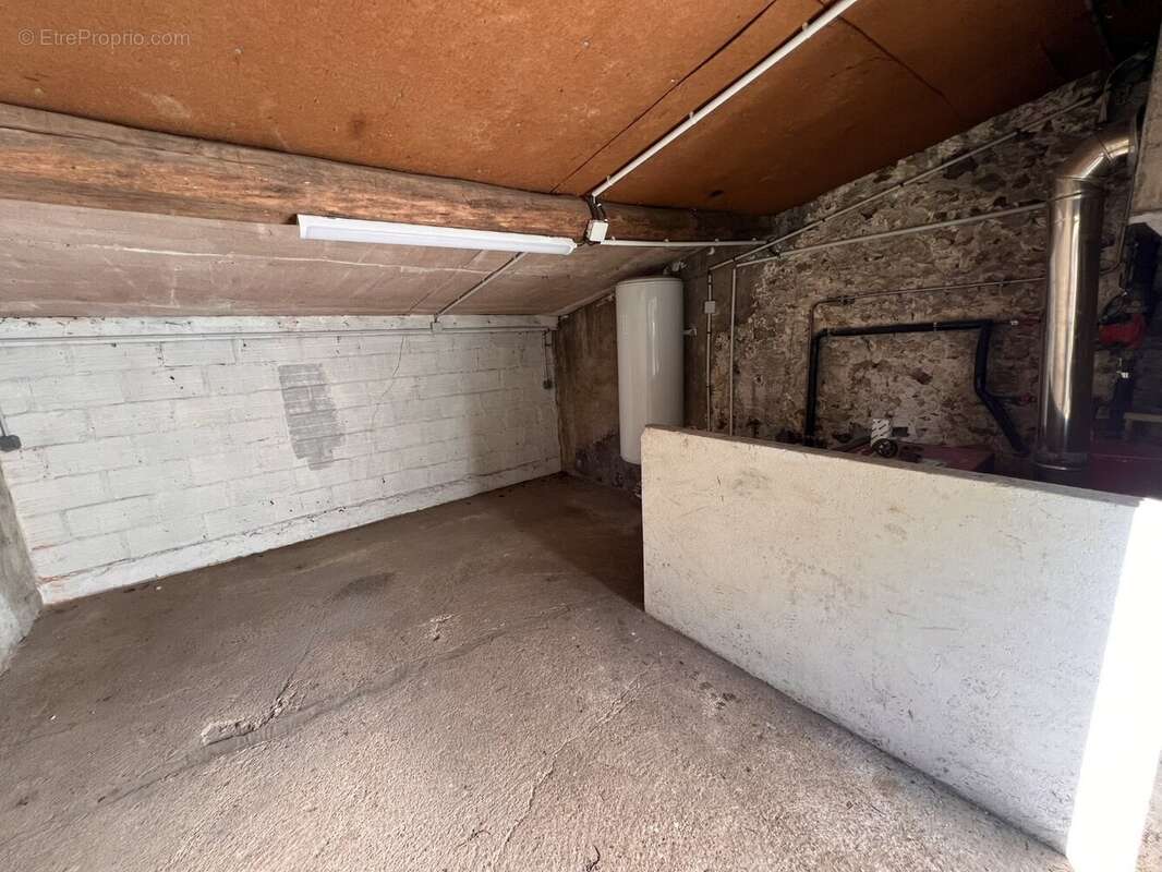 Maison à SAINT-CHERON