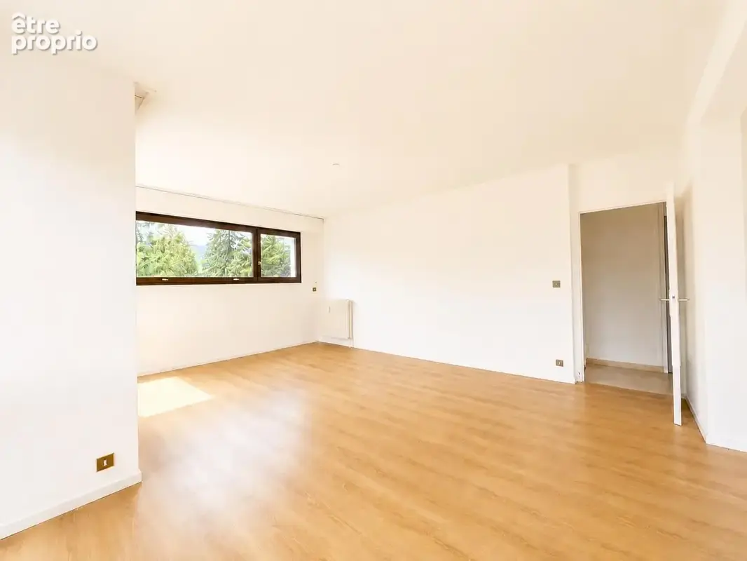 Spacieux T3 lumineux de 91 m2 avec balcon filant, vue dégagée - photo 5