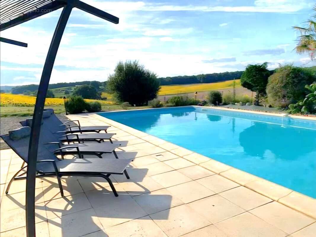 Appartement à SAINT-CAPRAISE-D'EYMET