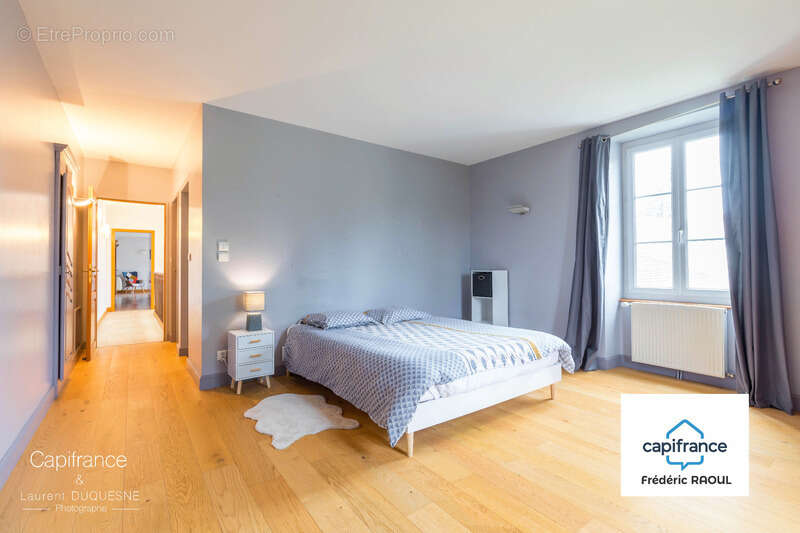 Maison à IS-SUR-TILLE