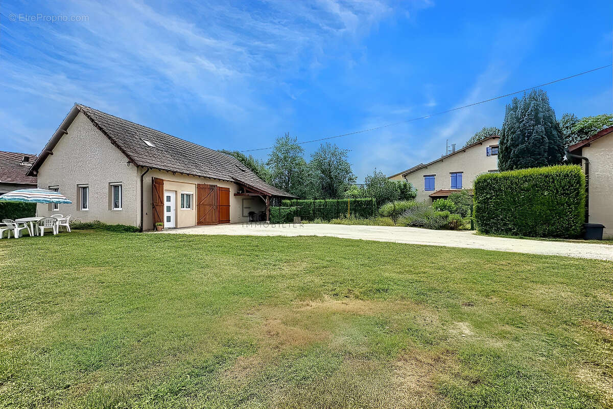 Charmante maison avec 2 gîtes indépendants à Sennecey-le-Grand : Calme, Potentiel et Revenu - photo 43