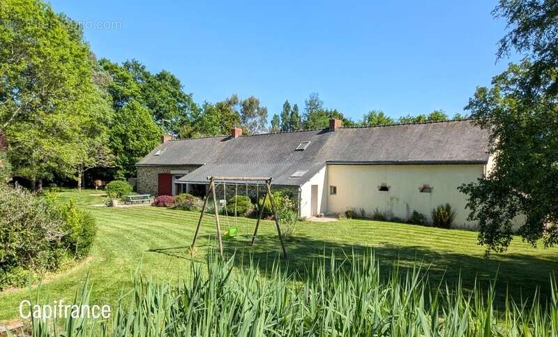Maison à PLESSE
