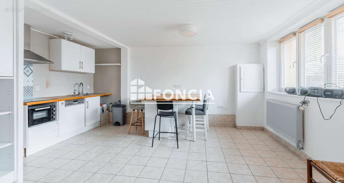 Appartement à MOULINS-LES-METZ