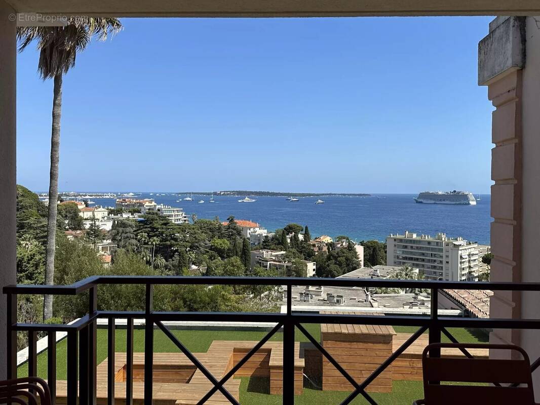 Appartement à CANNES