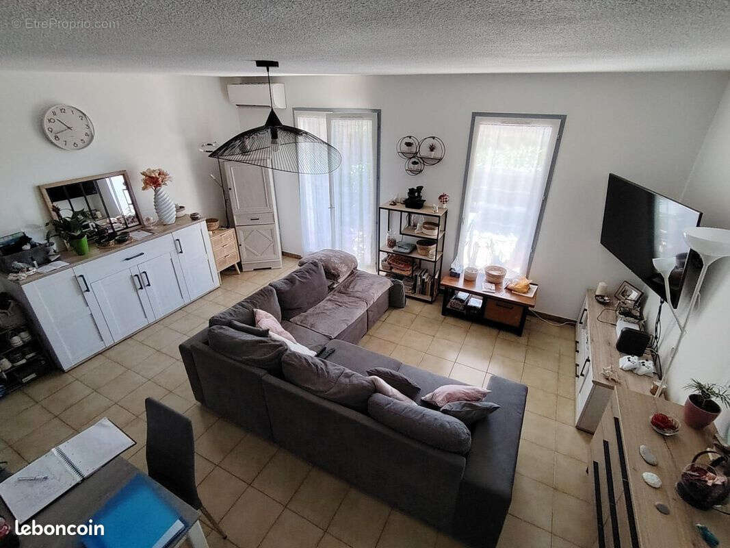 Maison à BORMES-LES-MIMOSAS