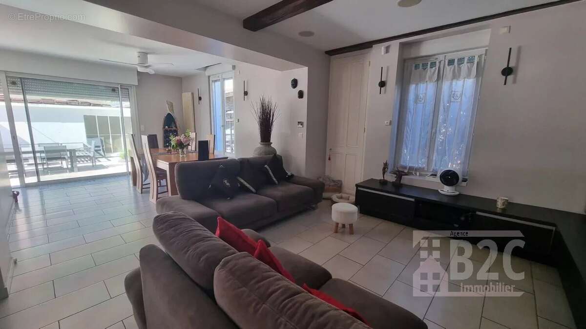 Maison à VILLARD-BONNOT