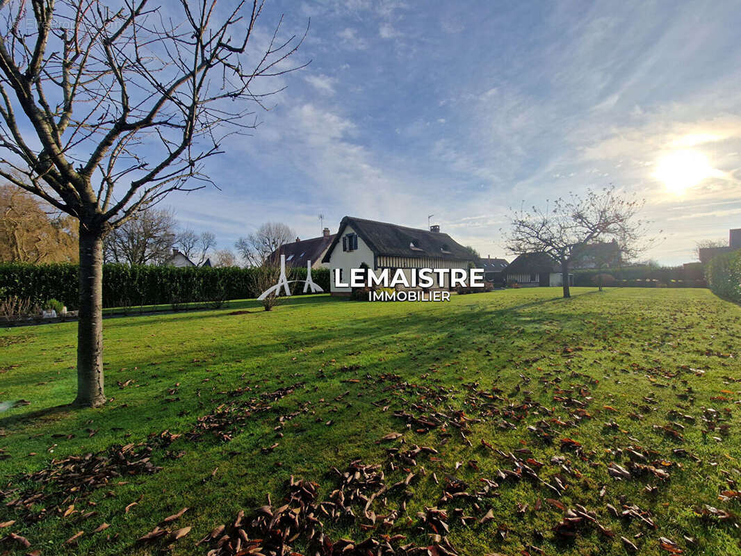 Maison à SAINT-ROMAIN-DE-COLBOSC