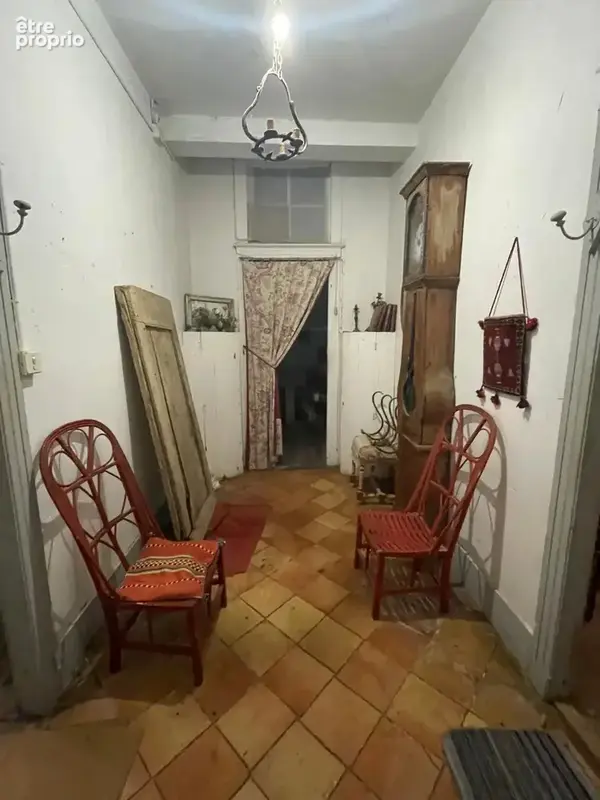 A renover - le cuing - atypique - 320à0m2 de jardin. - photo 6