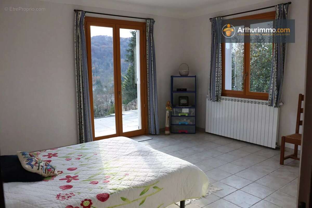 Maison à SAINT-JEAN-D&#039;AIGUES-VIVES