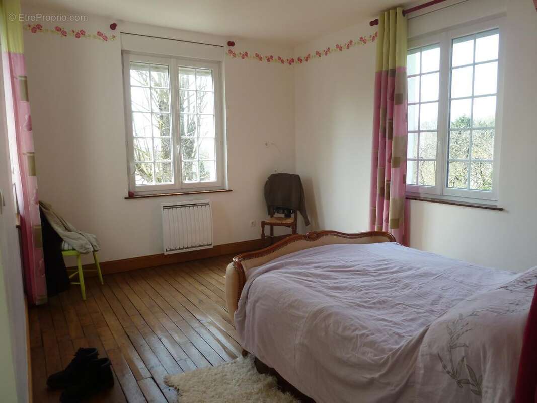 Maison 450 m² à Busigny  - photo 9