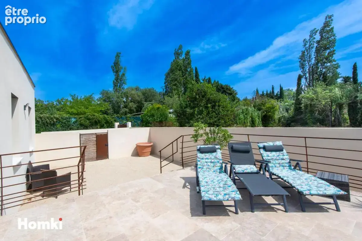 Maison/Villa T5 de 134 m² à L'Isle-sur-la-Sorgue 84800 - photo 3