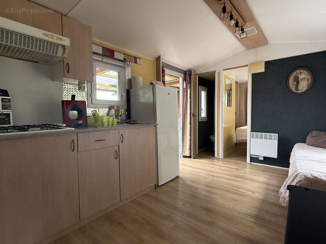Appartement à LES BESSONS