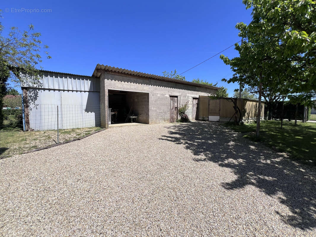 Maison à PERREX