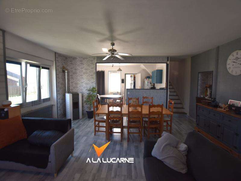 Maison à SAINT-PIERRE-DU-CHEMIN