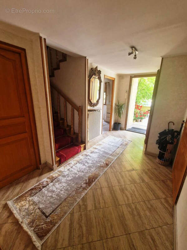 Maison à LE BLANC-MESNIL