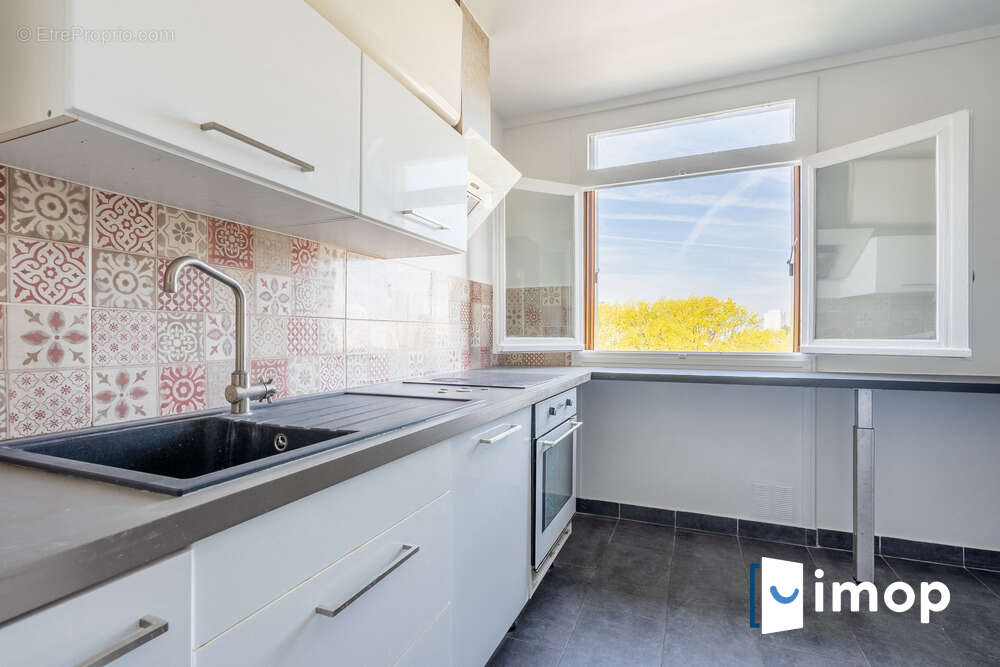 Appartement à ROSNY-SOUS-BOIS
