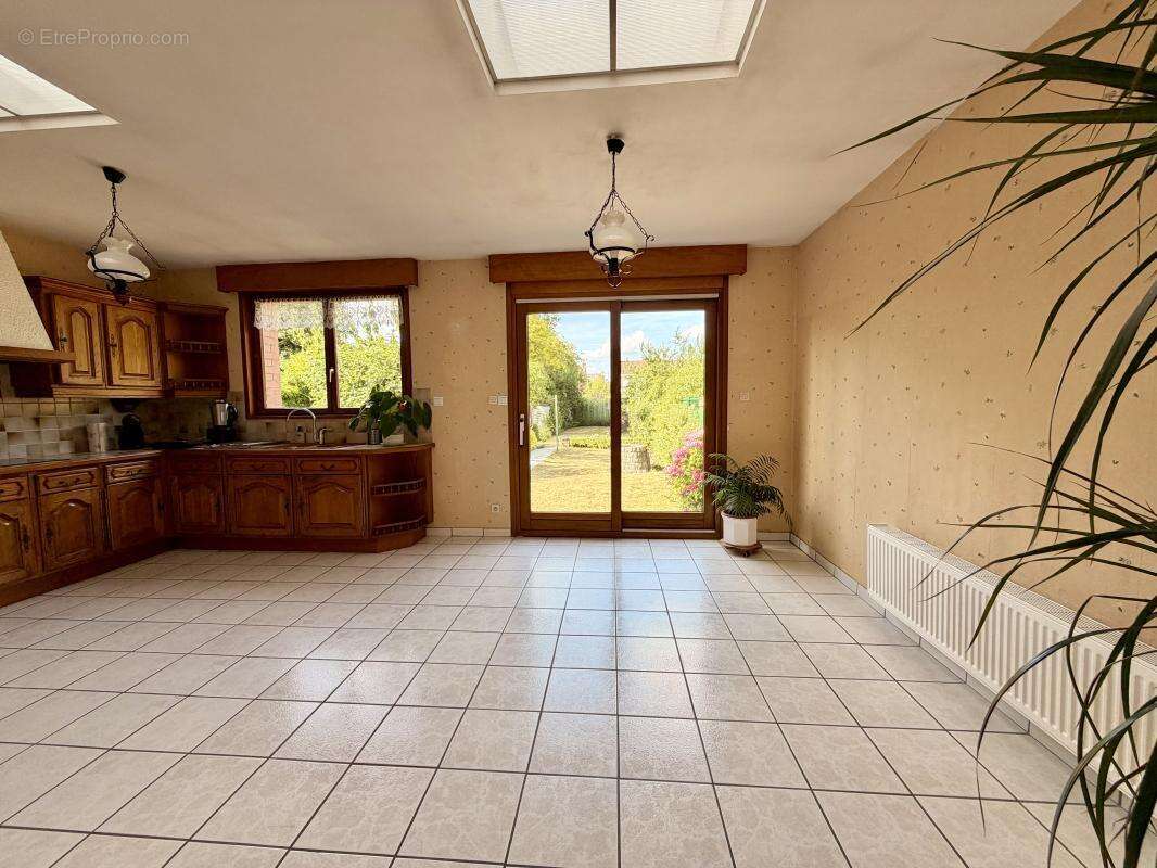 Maison 96 m² à Lambersart  - photo 3