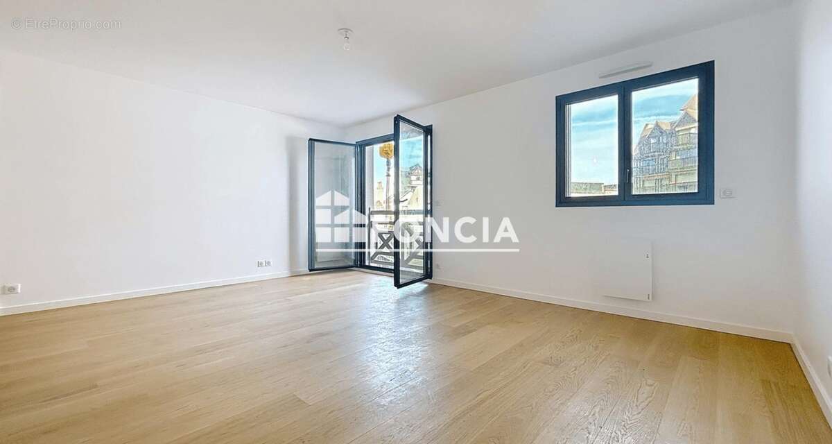 Appartement à DEAUVILLE