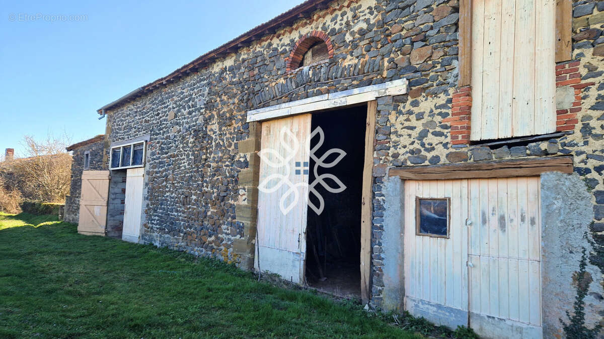 Corps de ferme à renover - photo 2