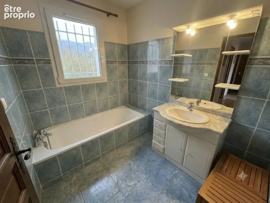  Maison T6 de 137 m² – Vue Panoramique, Calme & Logement Indépendant au Brusquet (04) - photo 13