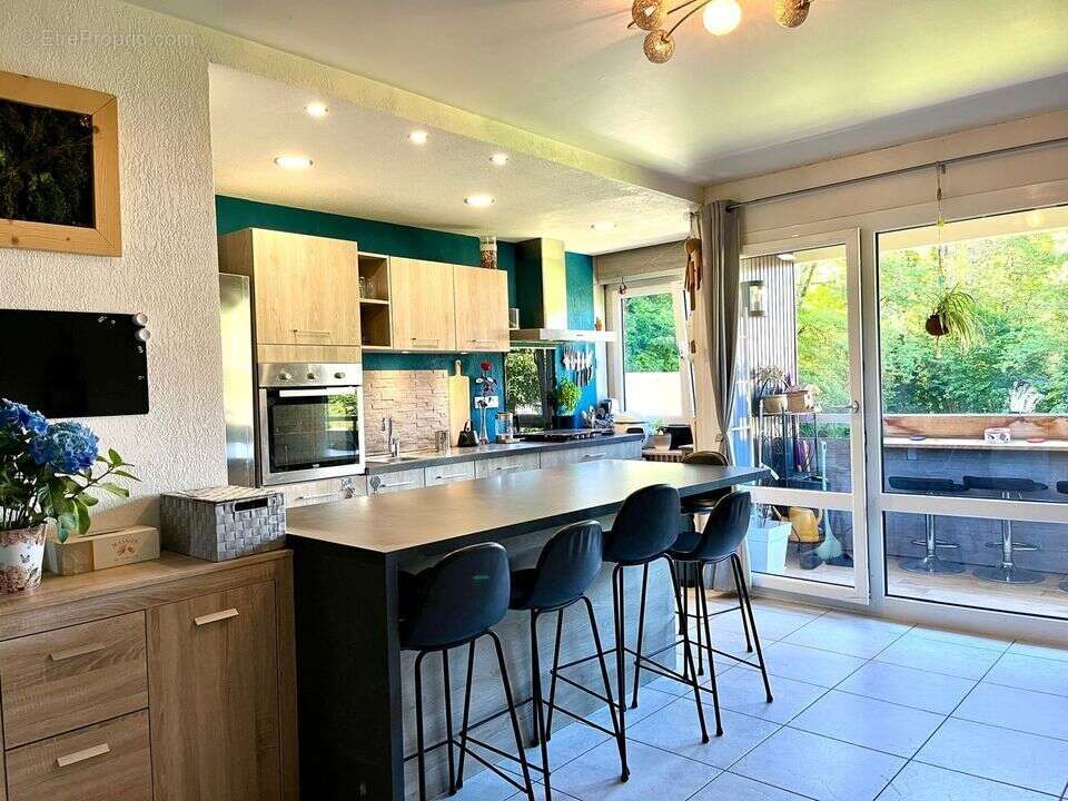 Appartement 71 m² à La Roche-Sur-Foron  - photo 20
