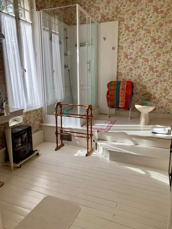 Maison à NEUVY-SAINT-SEPULCHRE