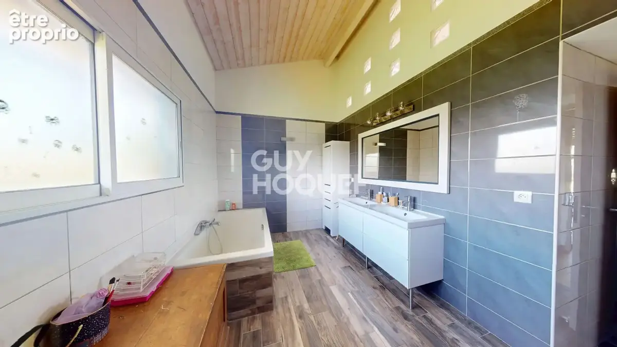 Villa d'exception, 4 chambres, 2 bureaux, au calme - photo 8