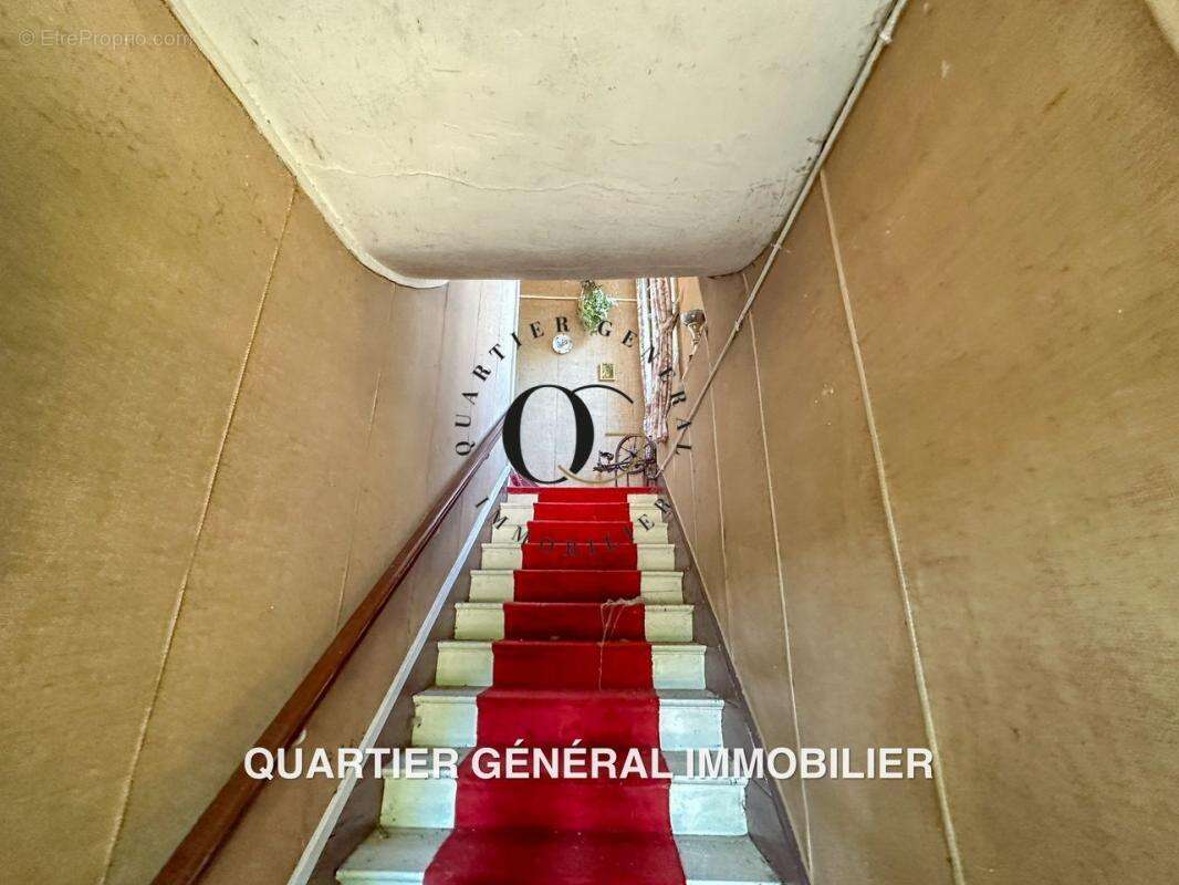 Maison à IVRY-LE-TEMPLE