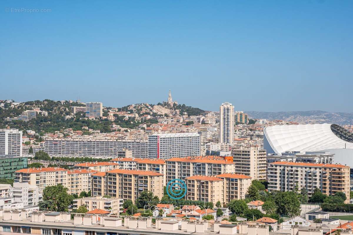 Appartement à MARSEILLE-9E