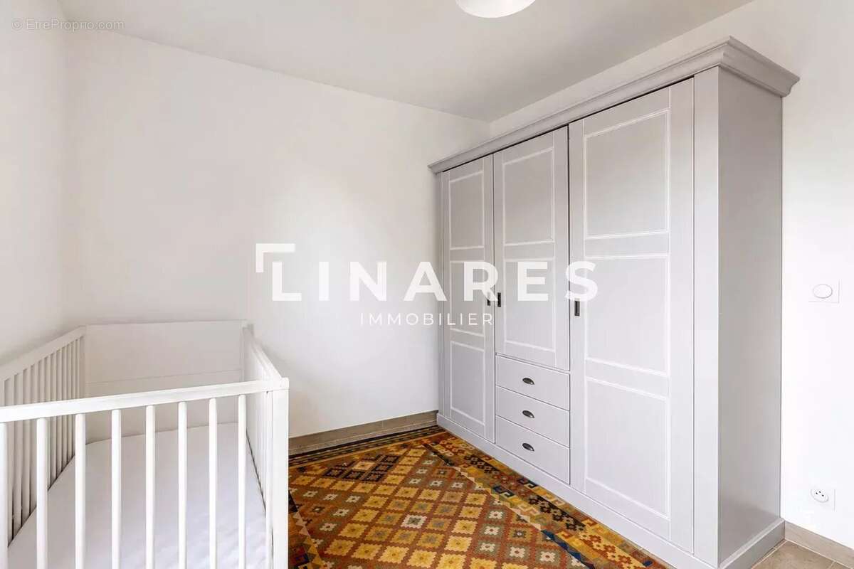 LE TIBOULEN - Appartement T4 de 80m² - Loggia - 13008 LA POINTE ROUGE - photo 7